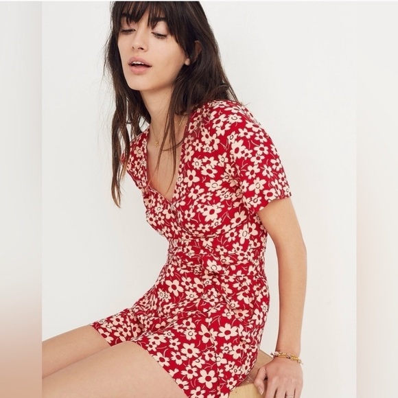 New Madewell Wrap Front Floral Romper Daisy Red Sz 8 - Picture 2 of 8